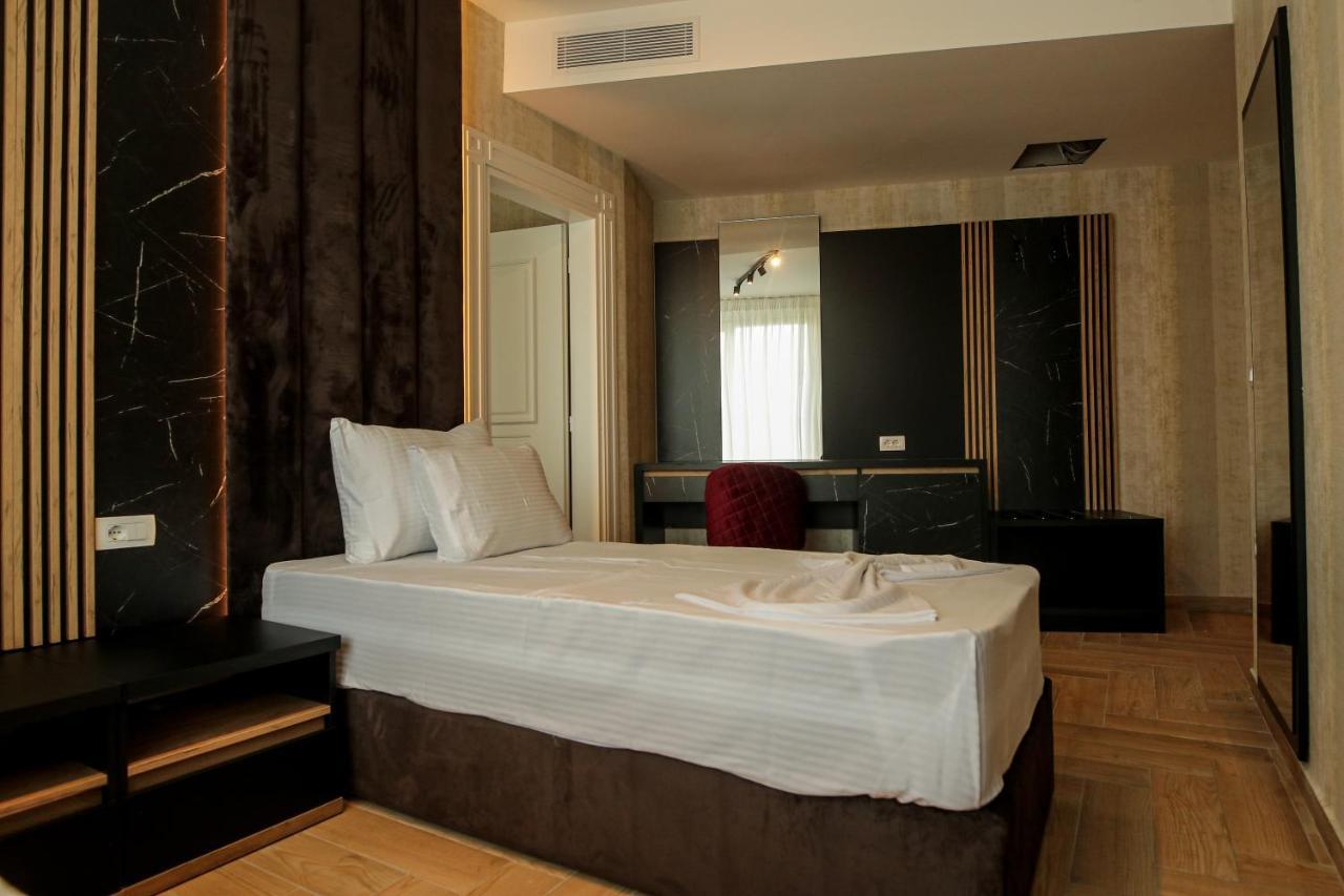 Rozafa Blu Hotel Shengjin Bagian luar foto