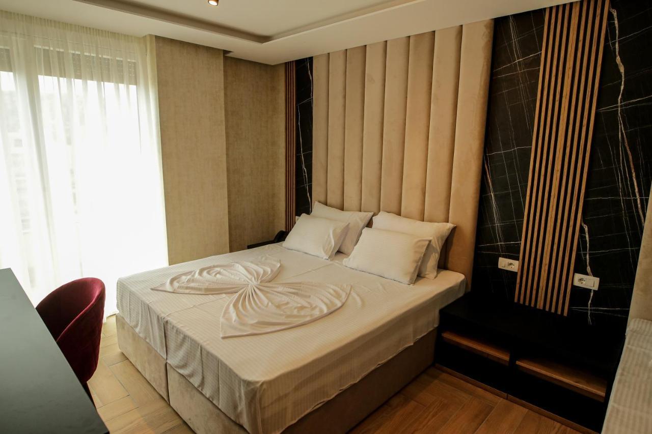 Rozafa Blu Hotel Shengjin Bagian luar foto