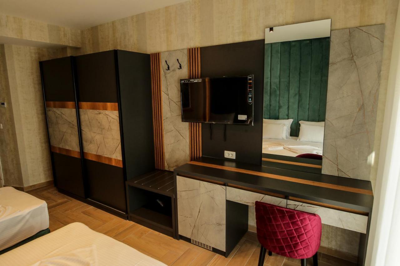 Rozafa Blu Hotel Shengjin Bagian luar foto